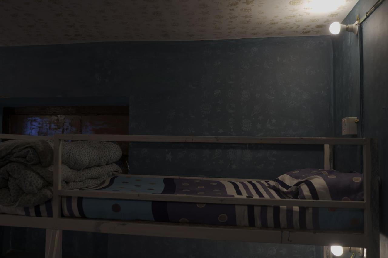 Fireflies Hostel Kathmandu Buitenkant foto