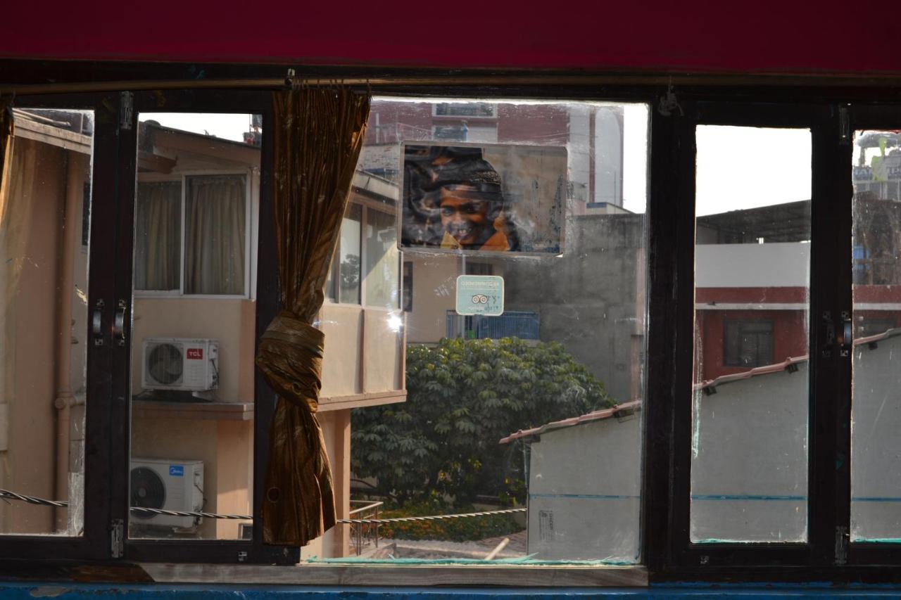 Fireflies Hostel Kathmandu Buitenkant foto