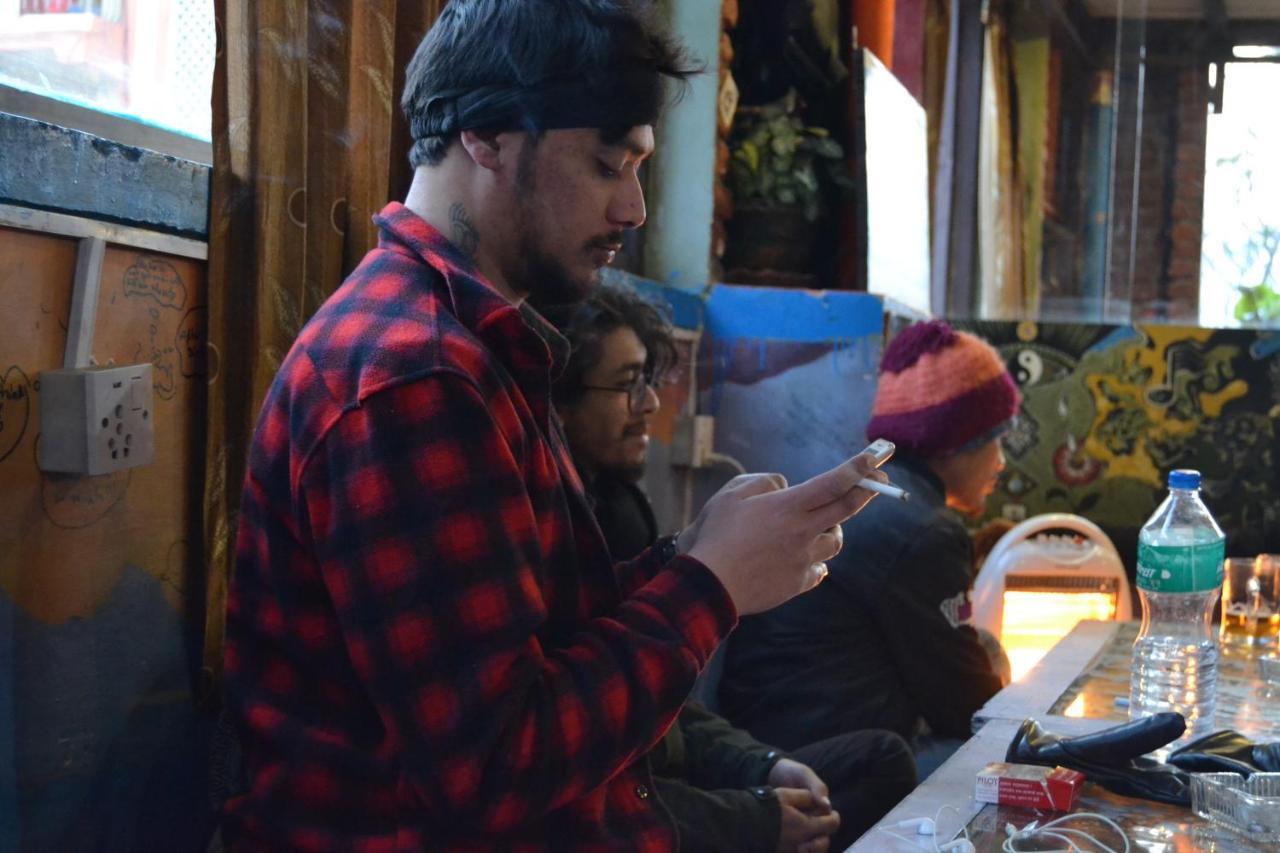 Fireflies Hostel Kathmandu Buitenkant foto