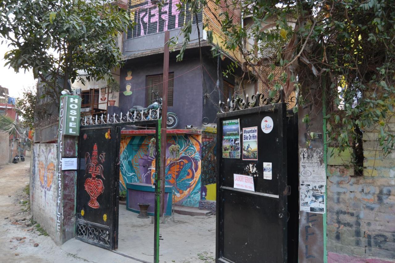 Fireflies Hostel Kathmandu Buitenkant foto
