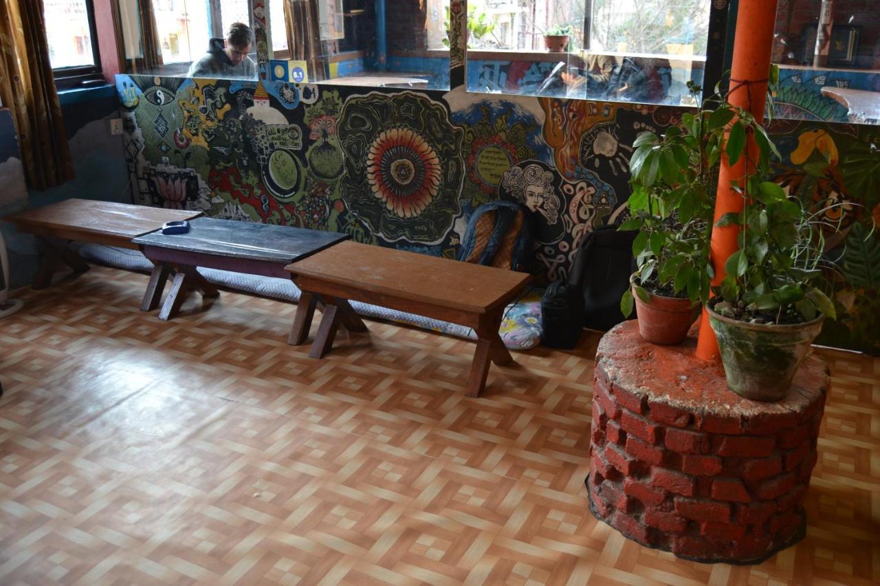 Fireflies Hostel Kathmandu Buitenkant foto