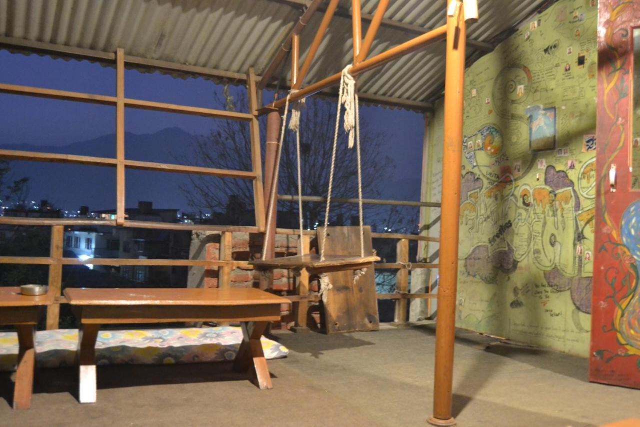 Fireflies Hostel Kathmandu Buitenkant foto