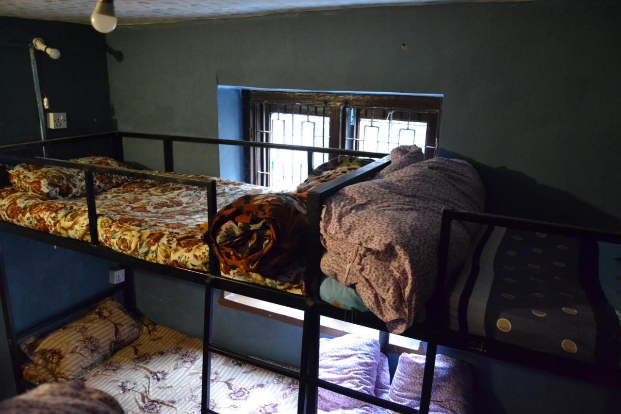 Fireflies Hostel Kathmandu Buitenkant foto